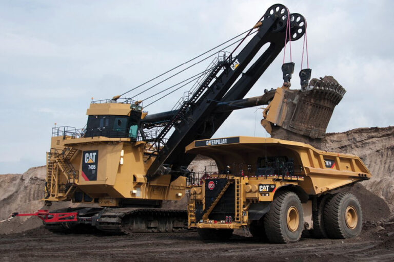 Alberta Remote Camp Oilfield Jobs for Heavy Equipment Operators (Dozer, Rock Truck, Excavators), Labourers, Technicians, & More